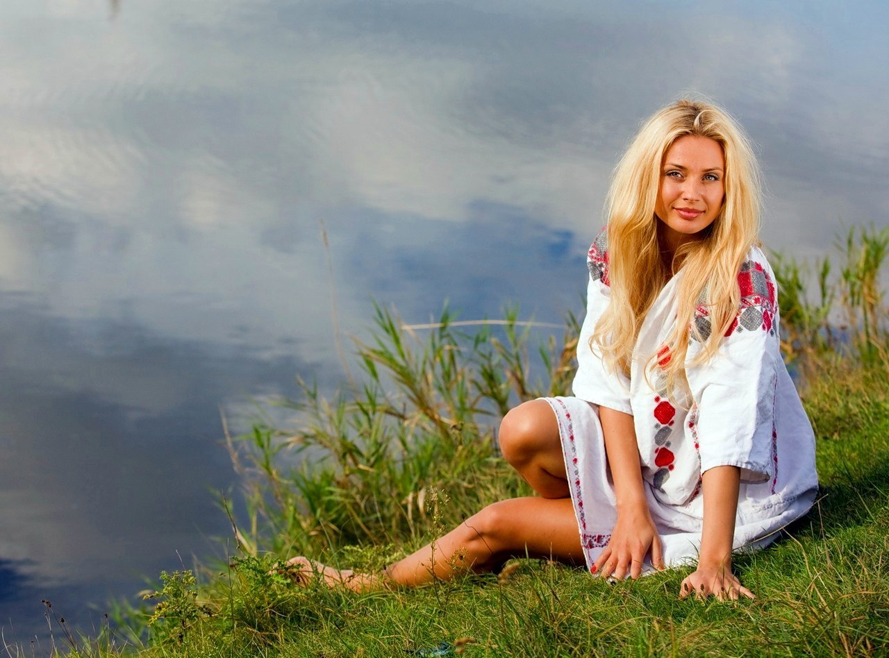 Sexy girl Slavic girls in Santiago de los Trainta Caballeros