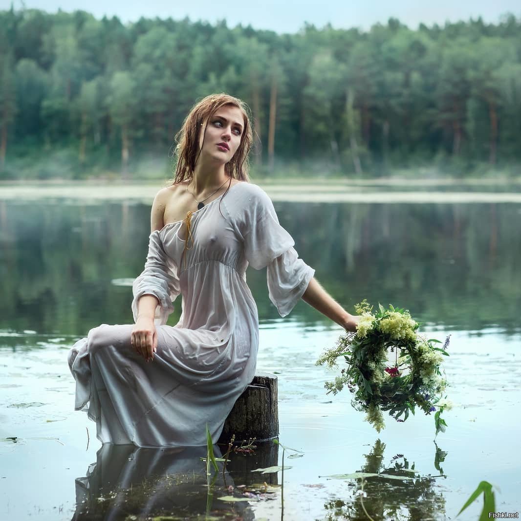 Beautiful girl Slavic women in Santiago de los Trainta Caballeros